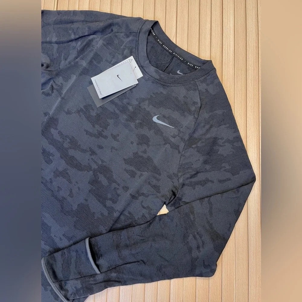 Nike Therma-FIT ADV Running Division Men's Long-Sleeve Running Top FB8538-010 S - Picture 5 of 10